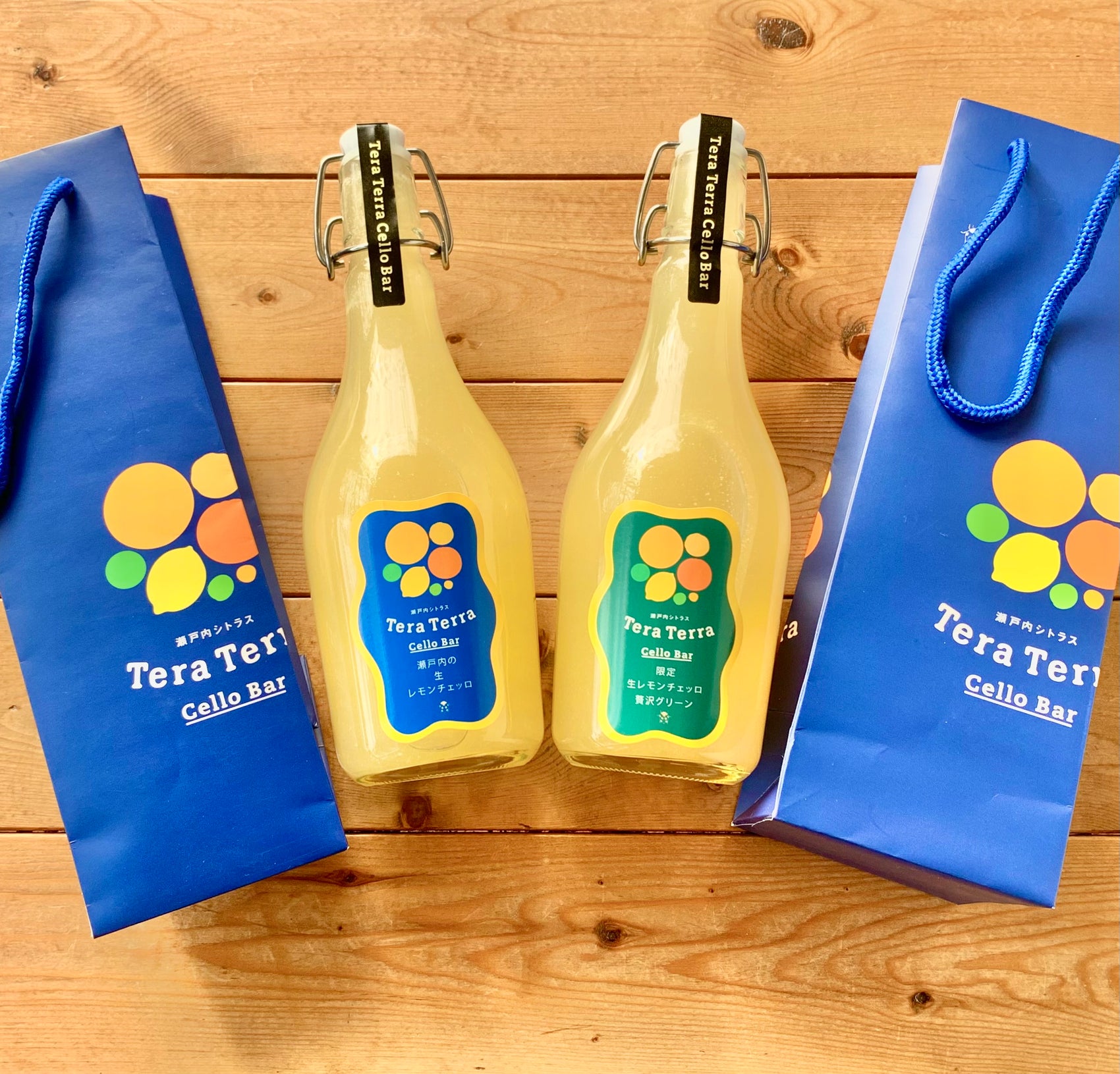 生レモンチェッロ500ml×2本（1樽限定の贅沢グリーンを1本含む)（オリジナルバッグ付）